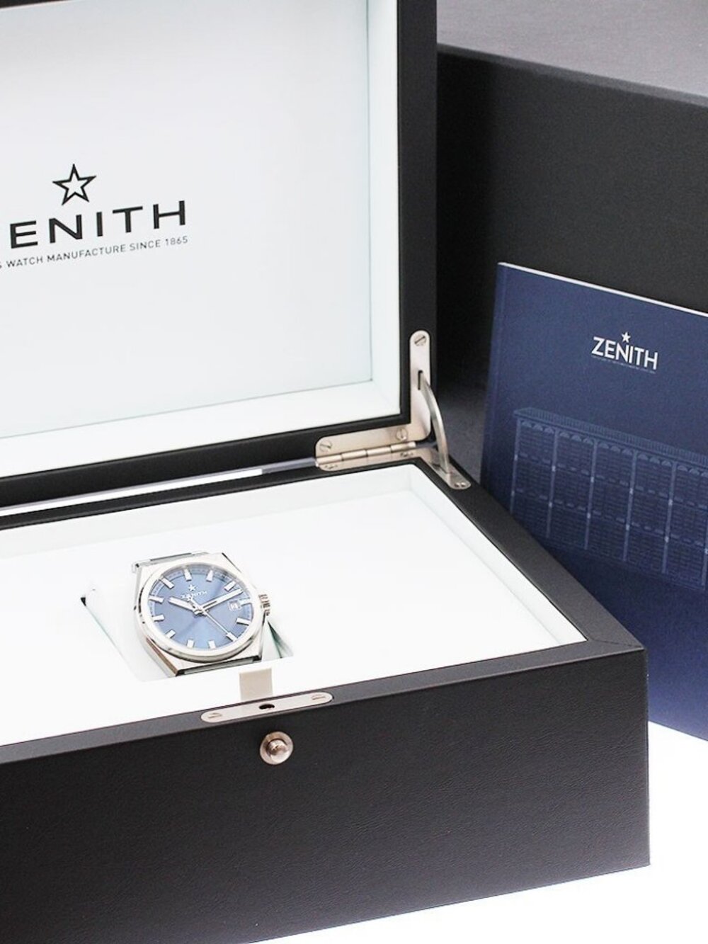 ZENITH Defy Classic - Picture 9 of 12
